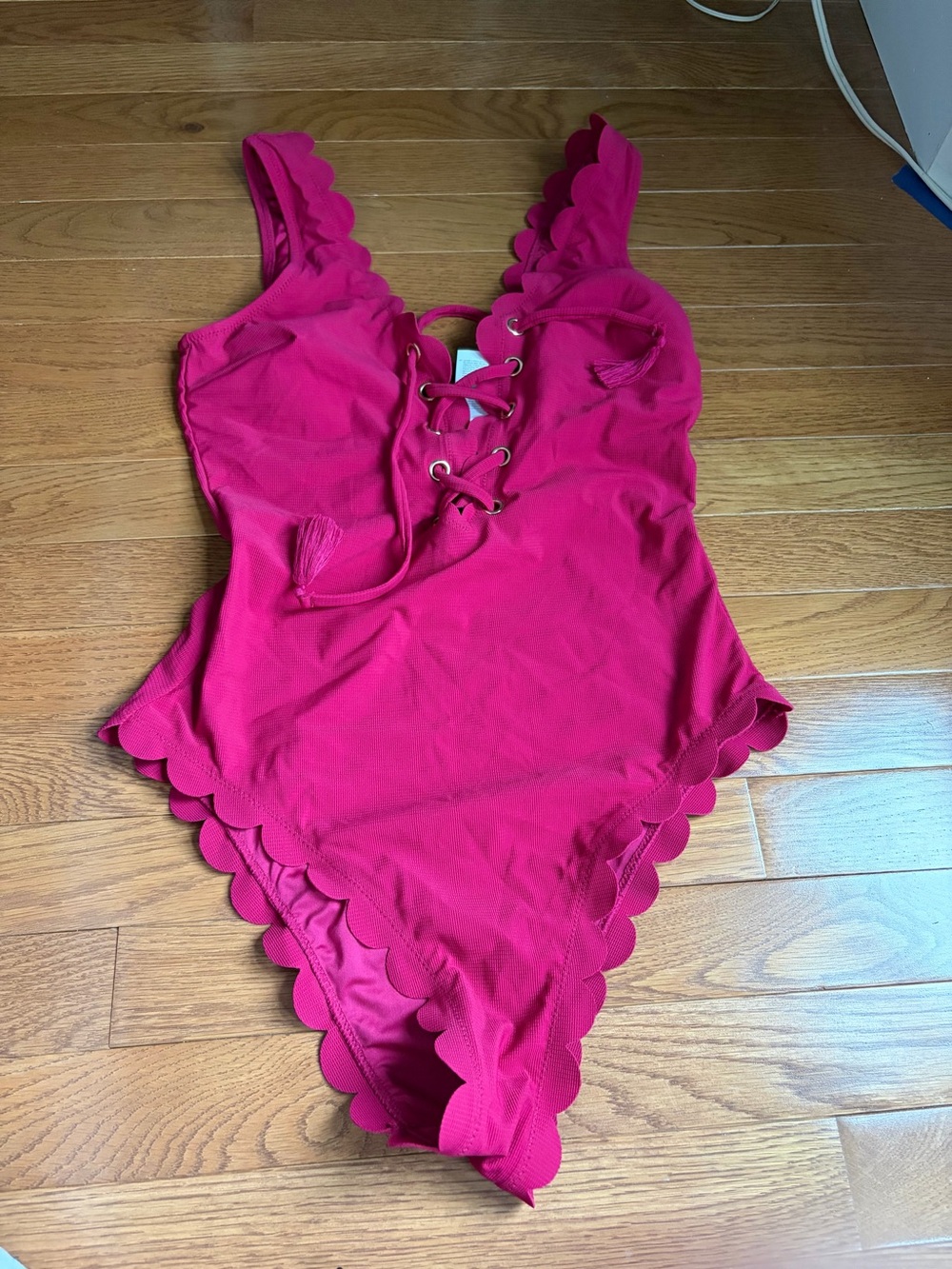 Cupshe New Fuchsia scalloped One-Piece Swimsuit